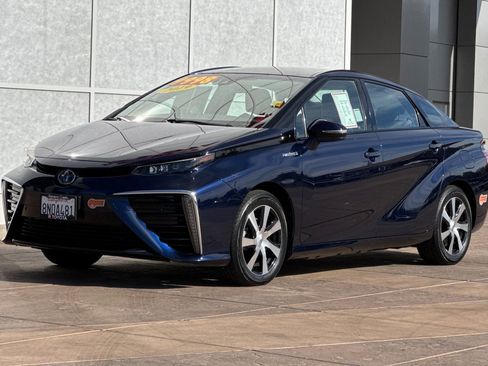 Certified 2019 Toyota Mirai image 10
