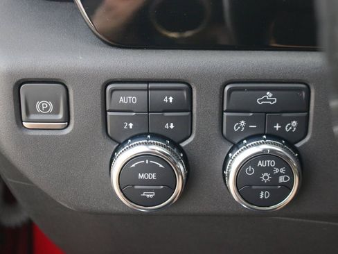Used 2023 GMC Sierra 1500 Elevation AWD/4WD image 30