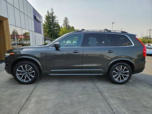 Used 2018 Volvo XC90 T6 Momentum w/ Convenience Package AWD/4WD image 8