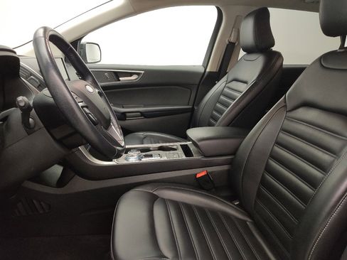 Used 2023 Ford Edge SEL image 17