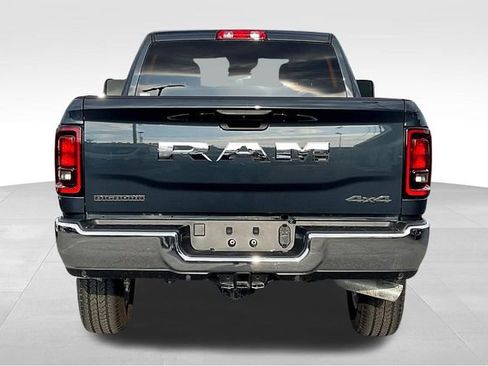 New 2025 RAM 2500 Big Horn AWD/4WD image 4