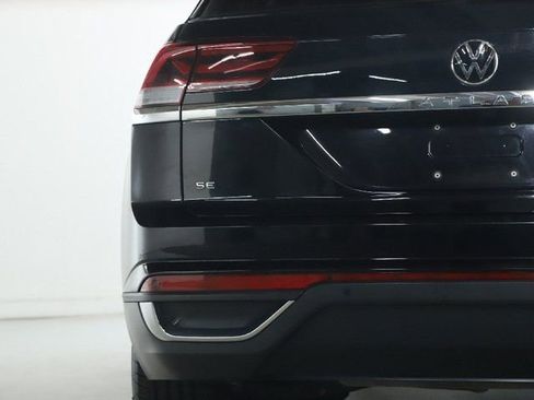 Used 2023 Volkswagen Atlas Cross Sport SE AWD/4WD image 43