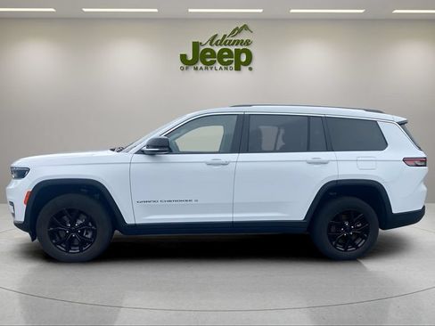 Used 2023 Jeep Grand Cherokee L Limited AWD/4WD image 4