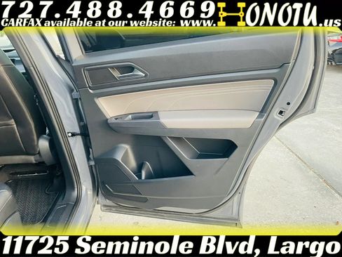 Used 2021 Volkswagen Atlas Cross Sport SE FWD image 20