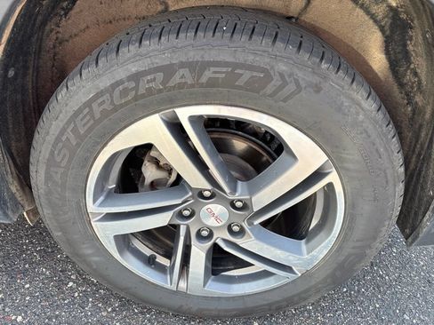 Used 2020 GMC Terrain SLT AWD/4WD image 11