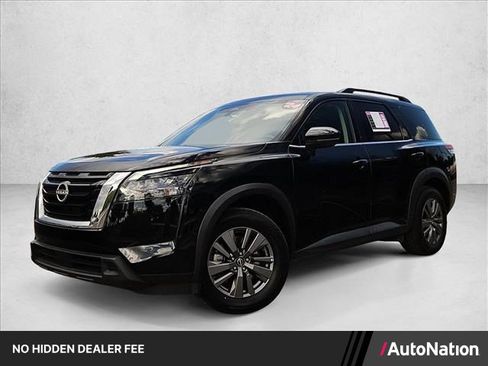 Used 2024 Nissan Pathfinder SV FWD image 1