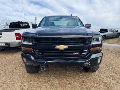 Used 2018 Chevrolet Silverado 1500 LT w/ All Star Edition image 2
