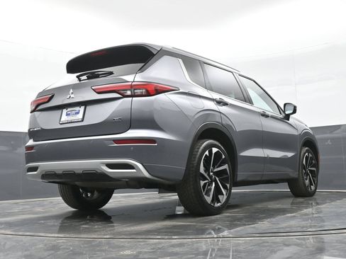 Used 2022 Mitsubishi Outlander SEL FWD image 38