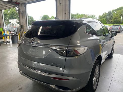 Used 2023 Buick Enclave Avenir w/ Avenir Technology Package AWD/4WD image 4
