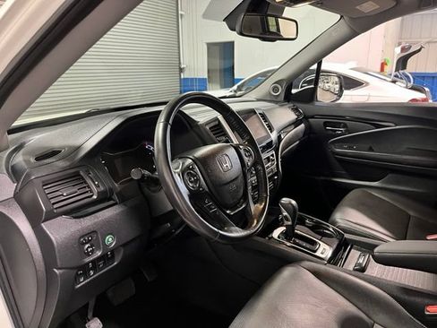 Used 2019 Honda Ridgeline RTL-E image 23
