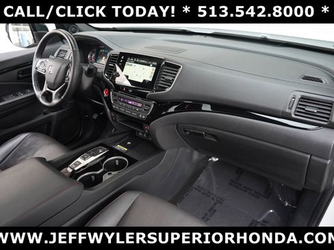 Used 2024 Honda Passport Black Edition image 36