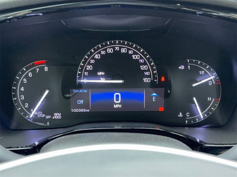 Used 2018 Cadillac XT5 Luxury w/ Driver Awareness Package image 21