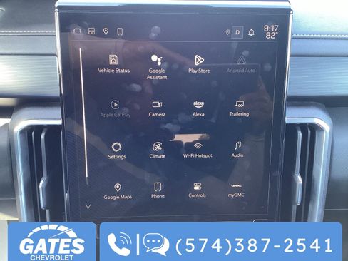 Used 2025 GMC Acadia Elevation AWD/4WD image 3