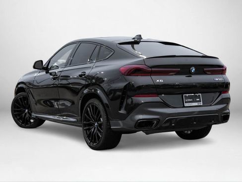 Used 2022 BMW X6 M50i w/ Parking Assistance Package image 8