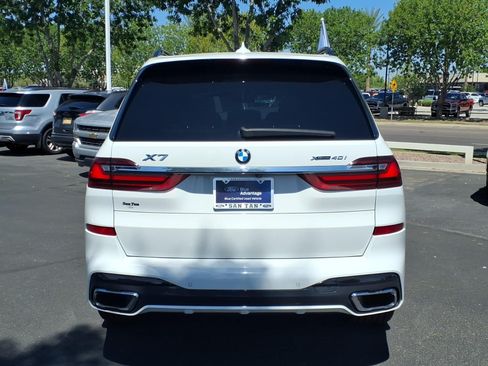 Used 2021 BMW X7 xDrive40i w/ M Sport Package AWD/4WD image 5