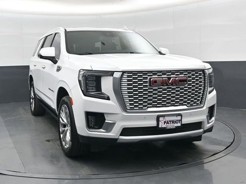 Used 2023 GMC Yukon Denali AWD/4WD image 10