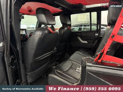 Used 2015 Jeep Wrangler Unlimited Sahara w/ Connectivity Group AWD/4WD image 24