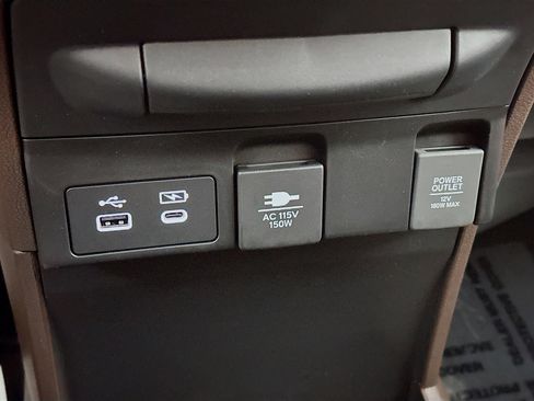 New 2026 Honda Odyssey Touring image 19