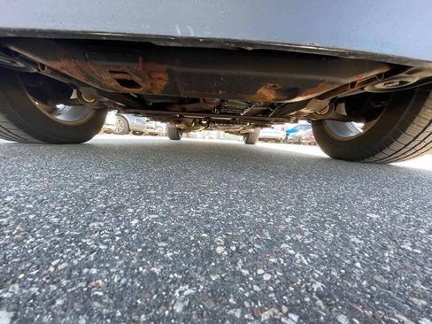 Used 2011 GMC Acadia SLT image 20