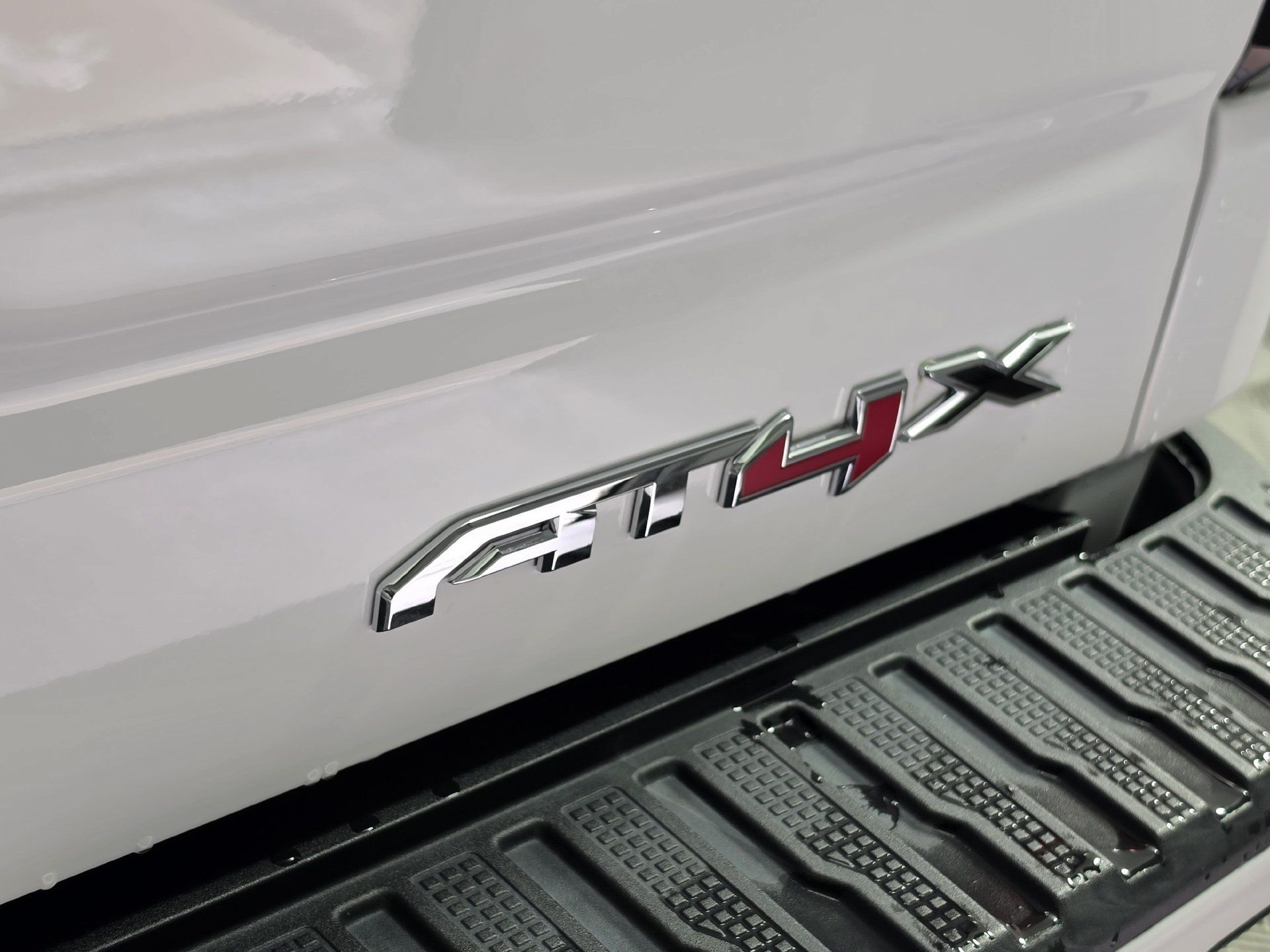 Used 2022 GMC Sierra 1500 AT4X AWD/4WD image 49