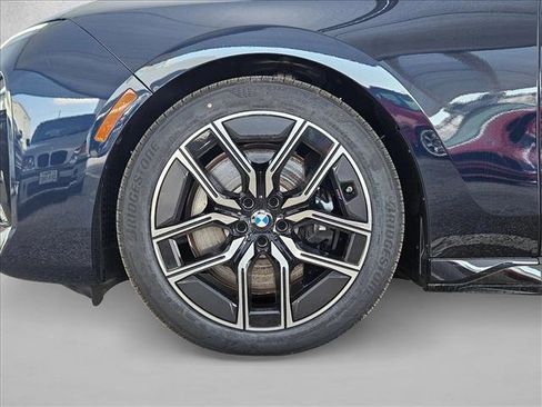 New 2026 BMW 760i xDrive image 9