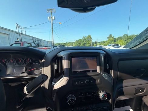 Used 2023 Chevrolet Silverado 1500 Custom AWD/4WD image 14