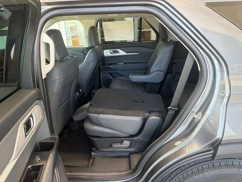 New 2026 Ford Explorer Active w/ Active Comfort Package AWD/4WD image 44