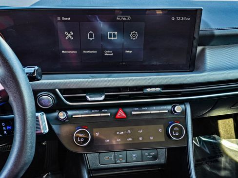 Used 2025 Hyundai Sonata SEL image 12