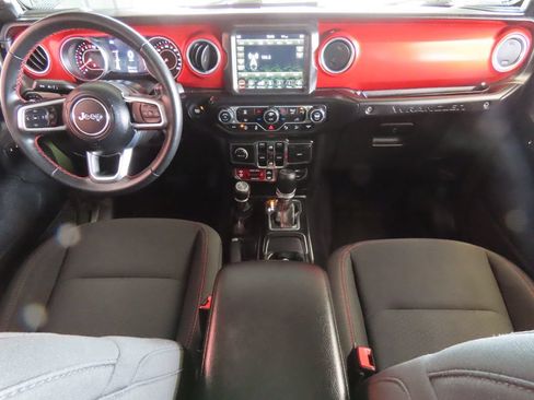 Used 2021 Jeep Wrangler Unlimited Rubicon AWD/4WD image 37