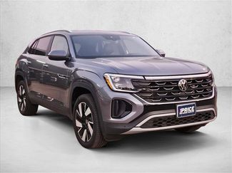 Used 2025 Volkswagen Atlas Cross Sport SE video 3