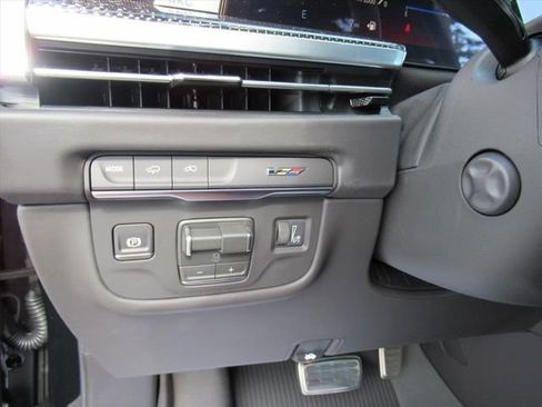 New 2026 Cadillac Escalade V AWD/4WD image 22