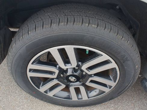 Used 2018 Toyota 4Runner Limited RWD image 26