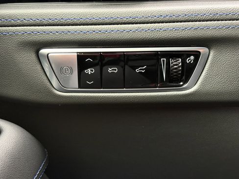 New 2026 Cadillac Escalade IQL Luxury image 34