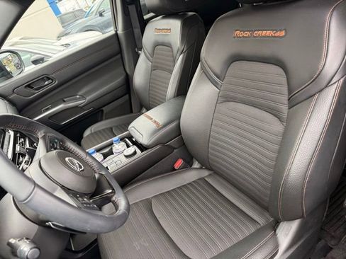 Used 2024 Nissan Pathfinder Rock Creek AWD/4WD image 5