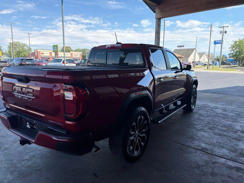 Used 2024 GMC Canyon Denali AWD/4WD image 23