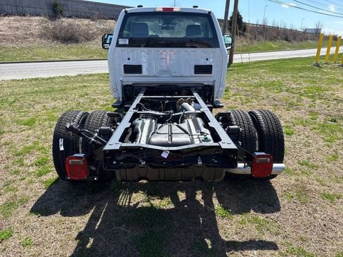 New 2026 Ford F350 XL w/ XL Chrome Package AWD/4WD image 13