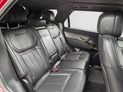 Used 2025 Land Rover Range Rover Sport SE AWD/4WD image 21
