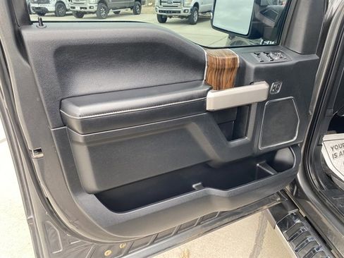 Used 2020 Ford F150 Lariat image 21