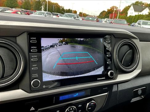 Used 2022 Toyota Tacoma SR5 image 19