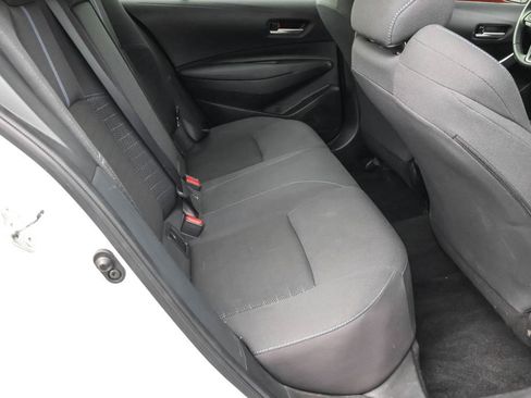 Used 2022 Toyota Corolla SE image 30