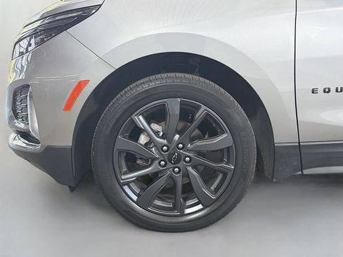 Used 2023 Chevrolet Equinox RS FWD image 32