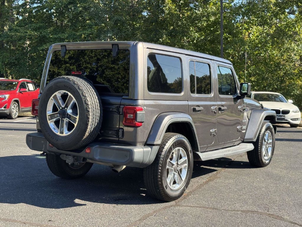 Used 2018 Jeep Wrangler Unlimited Sahara AWD/4WD image 22