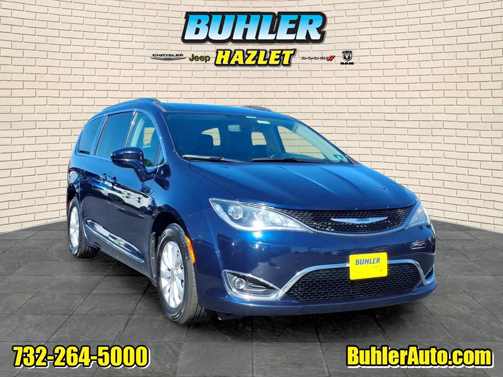 Certified 2019 Chrysler Pacifica Touring-L FWD image 1