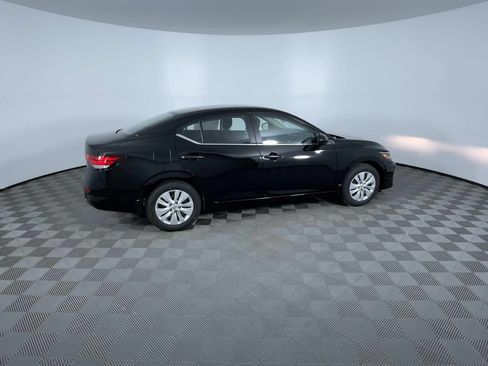 Certified 2025 Nissan Sentra S FWD image 9