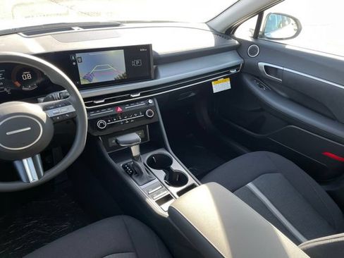 New 2025 Hyundai Sonata SE FWD image 22