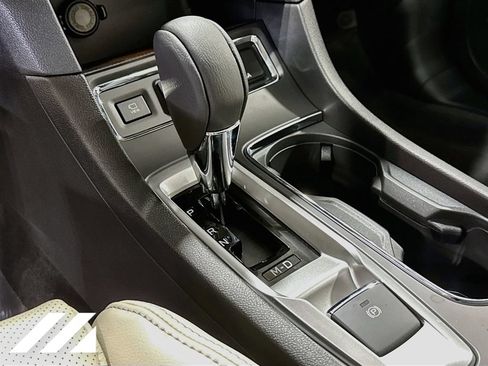 New 2026 Subaru Ascent Limited AWD/4WD image 18