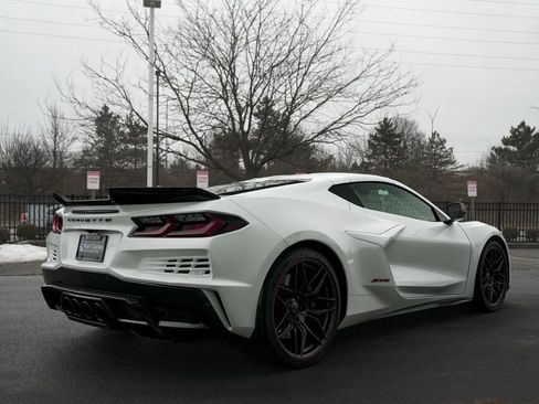 Used 2024 Chevrolet Corvette Z06 w/ Stealth Interior Trim Package image 24