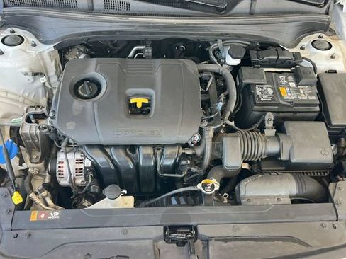 Used 2024 Kia Forte LXS w/ LXS Technology Package FWD image 22