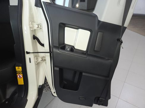 Used 2014 Toyota FJ Cruiser 4WD w/ Upgrade Package image 19