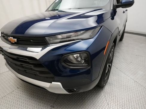 Used 2022 Chevrolet TrailBlazer LT w/ Driver Confidence Package image 22